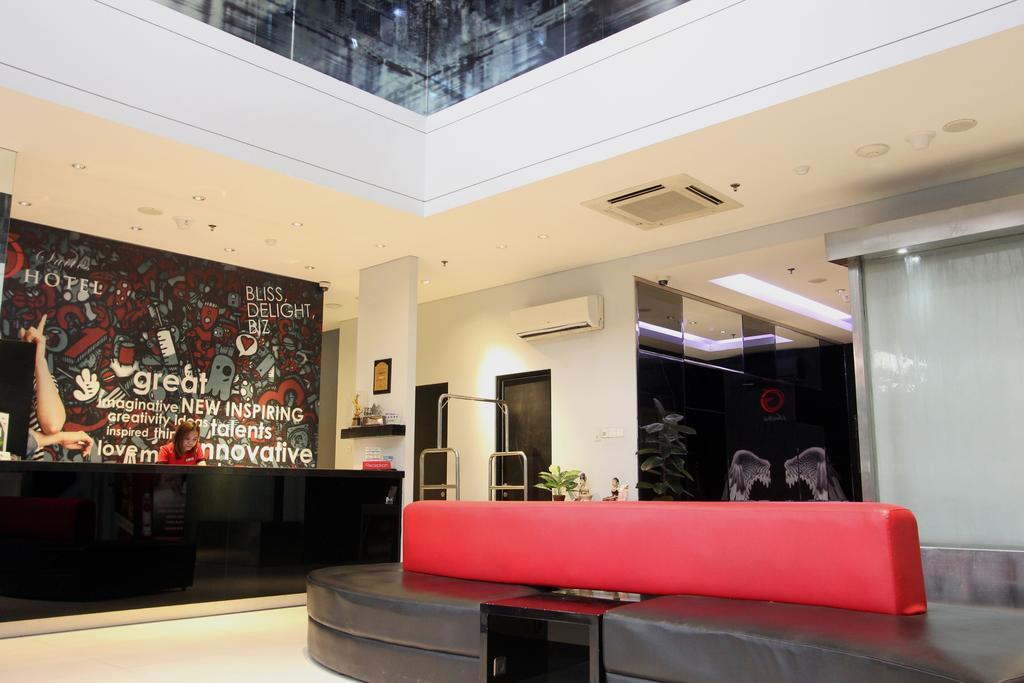 G Suites Hotel By Amithya Surabaya Exterior photo