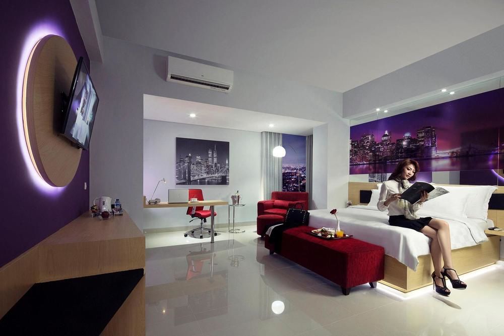 G Suites Hotel By Amithya Surabaya Exterior photo